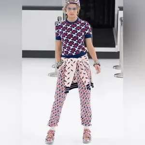 CHANEL | Accessories | Chanel 6s Runway Geometric Multicolor  display picture 1
